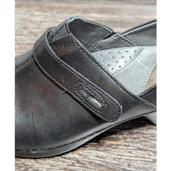 Dansko Women's Black Leather Solstice Side Button Slip On Clog Size 38 - Picture 6 of 7